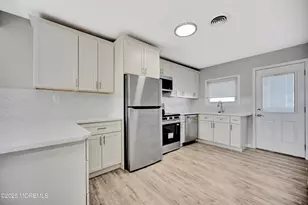 8 Newcastle Ct, Toms River Township, NJ 08757 - Photo 11