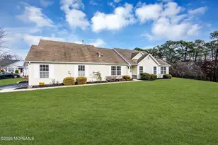 16 Rosewood Ct, Lakewood, NJ 08701 - Photo 5