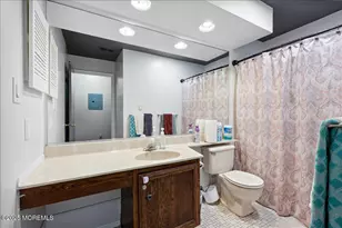 425 Winterberry Ct, Howell Township, NJ 07731 - Photo 15