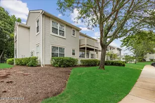 425 Winterberry Ct, Howell Township, NJ 07731 - Photo 17