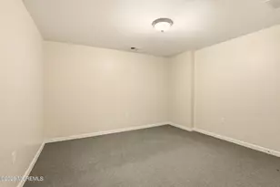 129 Liverpool Ct, Lakewood, NJ 08701 - Photo 21