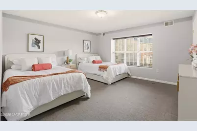 129 Liverpool Court, Lakewood, NJ 08701 - Photo 15