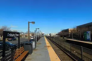 400 Deal Lake Dr, Asbury Park, NJ 07712 - Photo 27