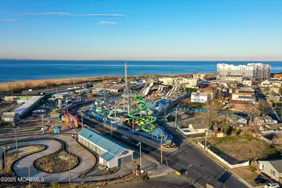 143 Seabreeze Way, Keansburg, NJ 07734 - Photo 35