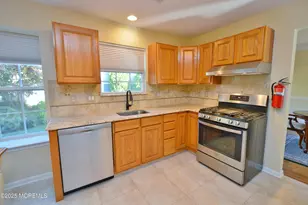 2506 Woodbine Ln, Toms River Township, NJ 08755 - Photo 15
