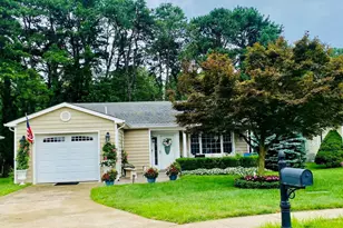 98 Yorkwood Dr, Brick, NJ 08723 - Photo 3