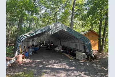 207 Lakeside Avenue, Colts Neck Township, NJ 07722 - Photo 17