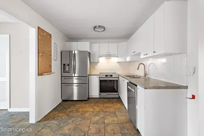 4 Jamaica Avenue, Toms River Township, NJ 08753 - Photo 13