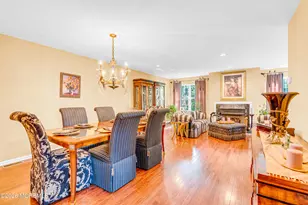 41 Capica Ct, Laurence Harbor, NJ 08879 - Photo 5