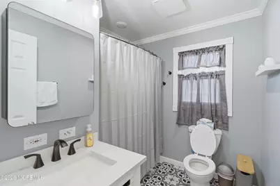 1101 Lawrence Avenue, Toms River Township, NJ 08757 - Photo 19