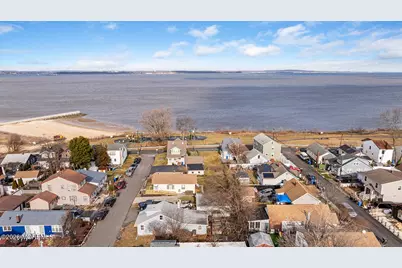 104 Roosevelt Avenue, Laurence Harbor, NJ 08879 - Photo 17