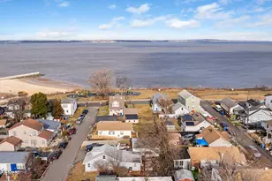 104 Roosevelt Ave, Laurence Harbor, NJ 08879 - Photo 17