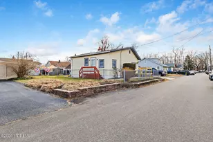 104 Roosevelt Ave, Laurence Harbor, NJ 08879 - Photo 19