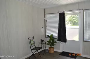 14 Homestead Ln, Roosevelt, NJ 08555 - Photo 5