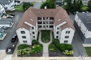 17 Leroy Pl, Red Bank, NJ 07701 - Photo 35