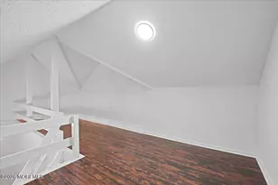 17 Leroy Pl, Red Bank, NJ 07701 - Photo 19