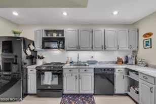 110 Meridian Dr, Brick, NJ 08724 - Photo 37