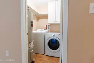 69 Overlook Way, Manalapan Township, NJ 07726 - Photo 13