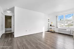 144 70th St, Guttenberg, NJ 07093 - Photo 5