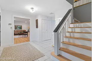 5 Washington Ave, Morganville, NJ 07751 - Photo 9