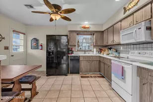 126 Royal Dr, Brick, NJ 08723 - Photo 9