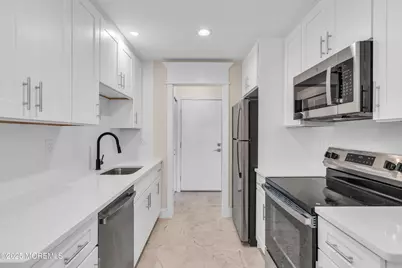 218 Medford Court #A, Manalapan Township, NJ 07726 - Photo 19