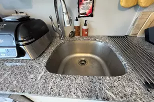 16 Laurel Pl, Eatontown, NJ 07724 - Photo 9