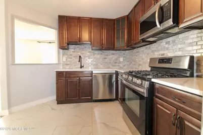 455 Hawthorne Place, Morganville, NJ 07751 - Photo 7