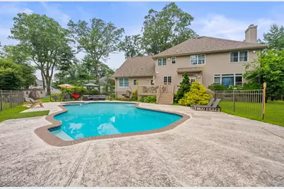 21 Old Queens Court, Eatontown, NJ 07724 - Photo 1