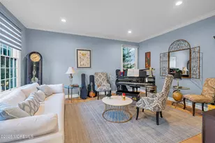 21 Old Queens Ct, Eatontown, NJ 07724 - Photo 11