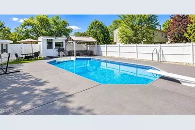 19 Beacon Street, Jackson, NJ 08527 - Photo 3