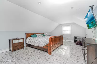 7 W Walnut Lane, Sayreville, NJ 08859 - Photo 17