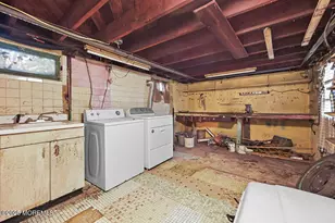 108 W Concourse, Keyport, NJ 07735 - Photo 27