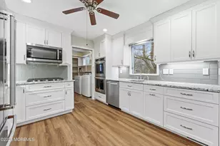 35 Pease Rd, Manalapan Township, NJ 07726 - Photo 15