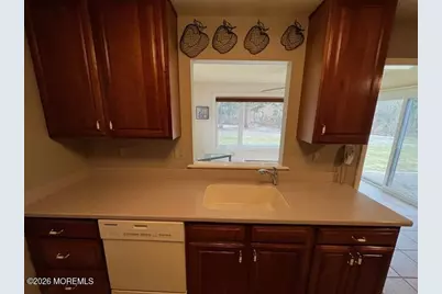 718 Victoria Court #718A, Monroe Township, NJ 08831 - Photo 9