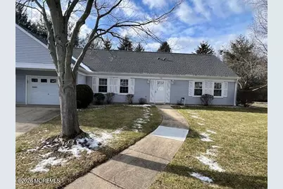 718 Victoria Court #718A, Monroe Township, NJ 08831 - Photo 1