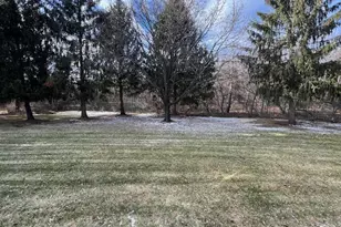 718 Victoria Ct, Monroe Township, NJ 08831 - Photo 19