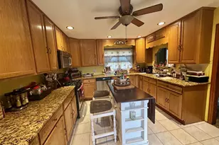 358 Main St, Manalapan Township, NJ 07726 - Photo 3