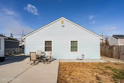 40 Seabreeze Way, Keansburg, NJ 07734 - Photo 15