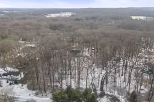 104 Valley Dr, Millstone Township, NJ 08535 - Photo 53