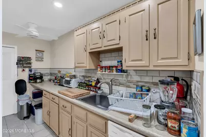 229 Medford Court #A, Manalapan Township, NJ 07726 - Photo 5