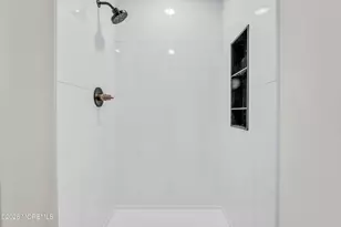 7 Morden Close, Freehold, NJ 07728 - Photo 21