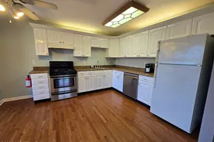 274 Easy St, Howell Township, NJ 07731 - Photo 5