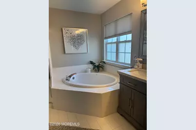 70 Rosewood Drive, Lakewood, NJ 08701 - Photo 21