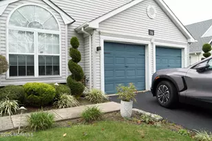 70 Rosewood Dr, Lakewood, NJ 08701 - Photo 1