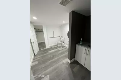 29 W Front Street #D, Keyport, NJ 07735 - Photo 5