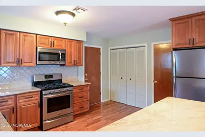 15 Chateux Lane, Toms River Township, NJ 08757 - Photo 3