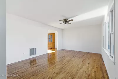 385 Maryland Avenue, Bayville, NJ 08721 - Photo 9