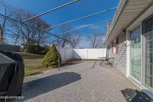 2 Brentwood Rd, Matawan, NJ 07747 - Photo 31