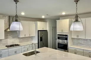 2707 Journey Ave, Marlboro Township, NJ 07746 - Photo 3